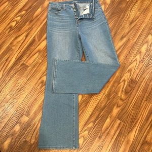 High-waisted flare jeans